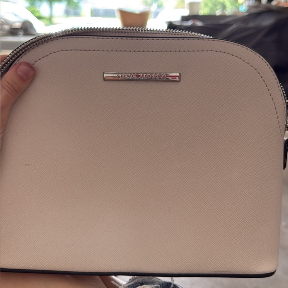Steve Madden Cream Crossbody Bag Chic and Versatile